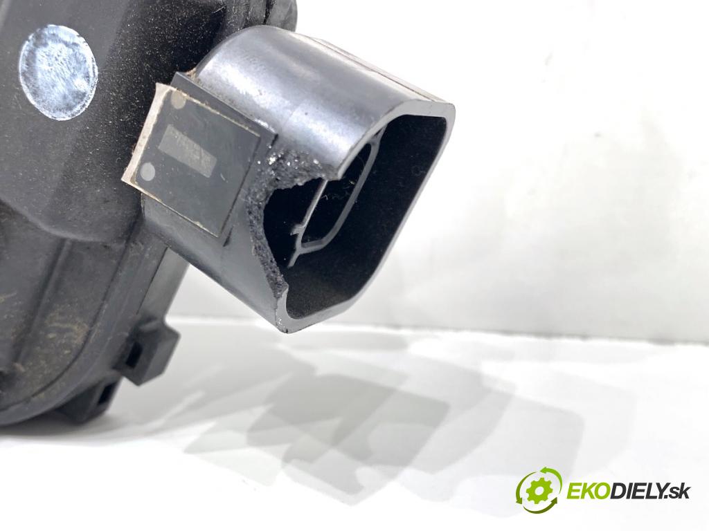 TOYOTA COROLLA E12 nadwozie wielkoprzestrzenne (MPV) 2002 66 kW 2.0 D-4D (CDE120_) 1995 zámok Dvere pravy zad