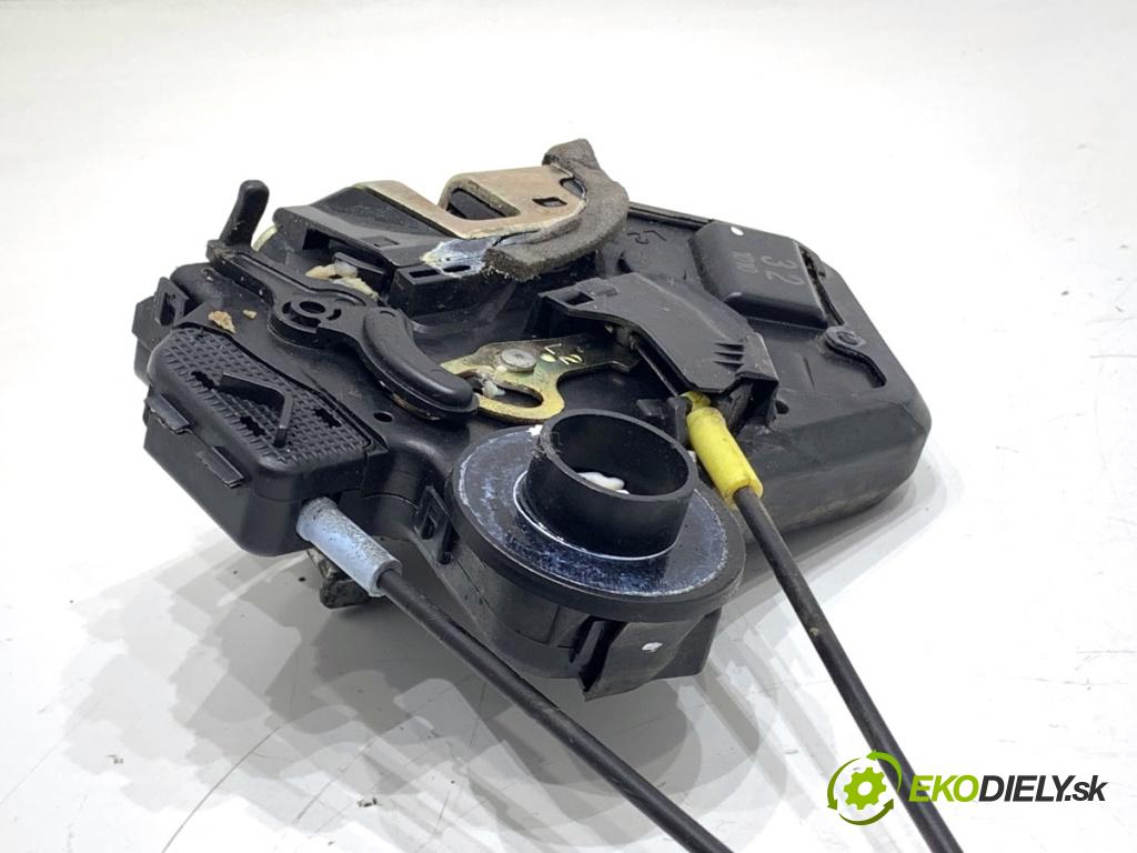 TOYOTA COROLLA E12 nadwozie wielkoprzestrzenne (MPV) 2002 66 kW 2.0 D-4D (CDE120_) 1995 zámok dveře levý zadní část