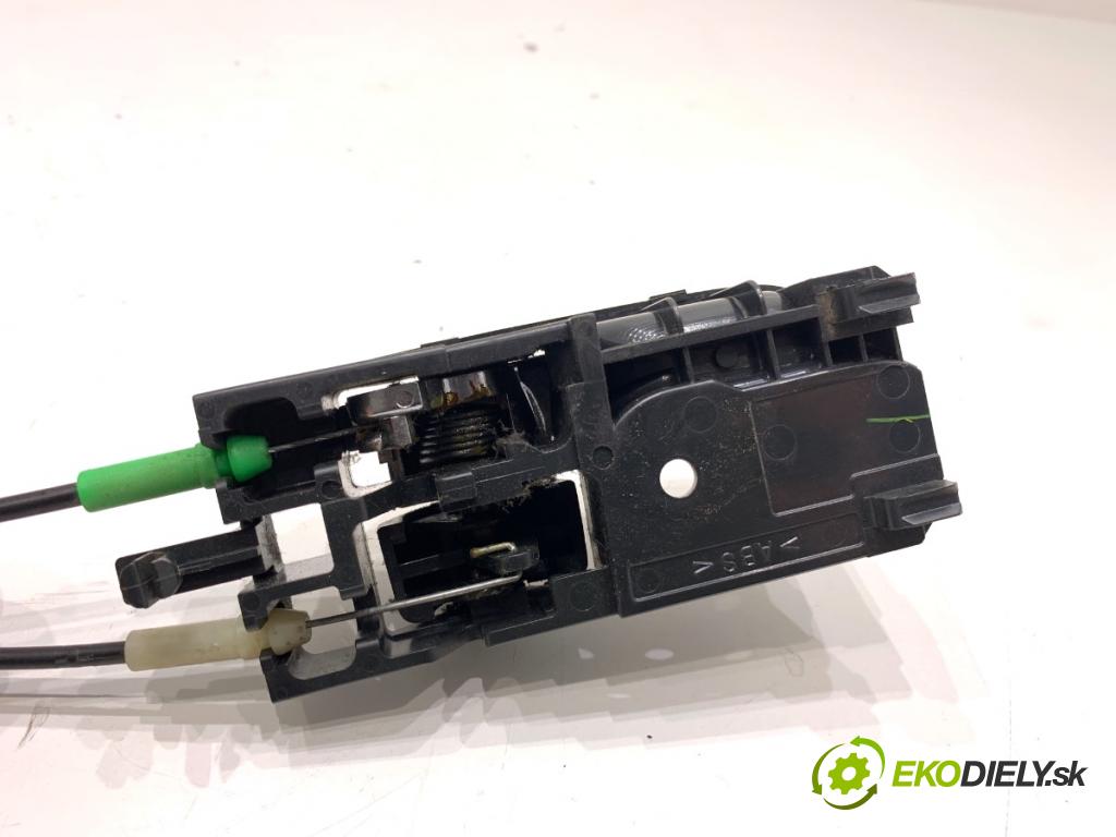 TOYOTA COROLLA E12 nadwozie wielkoprzestrzenne (MPV) 2002 66 kW 2.0 D-4D (CDE120_) 1995 zámok dveře levý zadní část