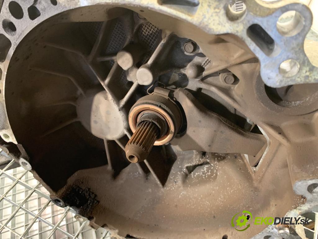 TOYOTA COROLLA E12 nadwozie wielkoprzestrzenne (MPV) 2002 66 kW 2.0 D-4D (CDE120_) 1995 převodovka  (Převodovka)