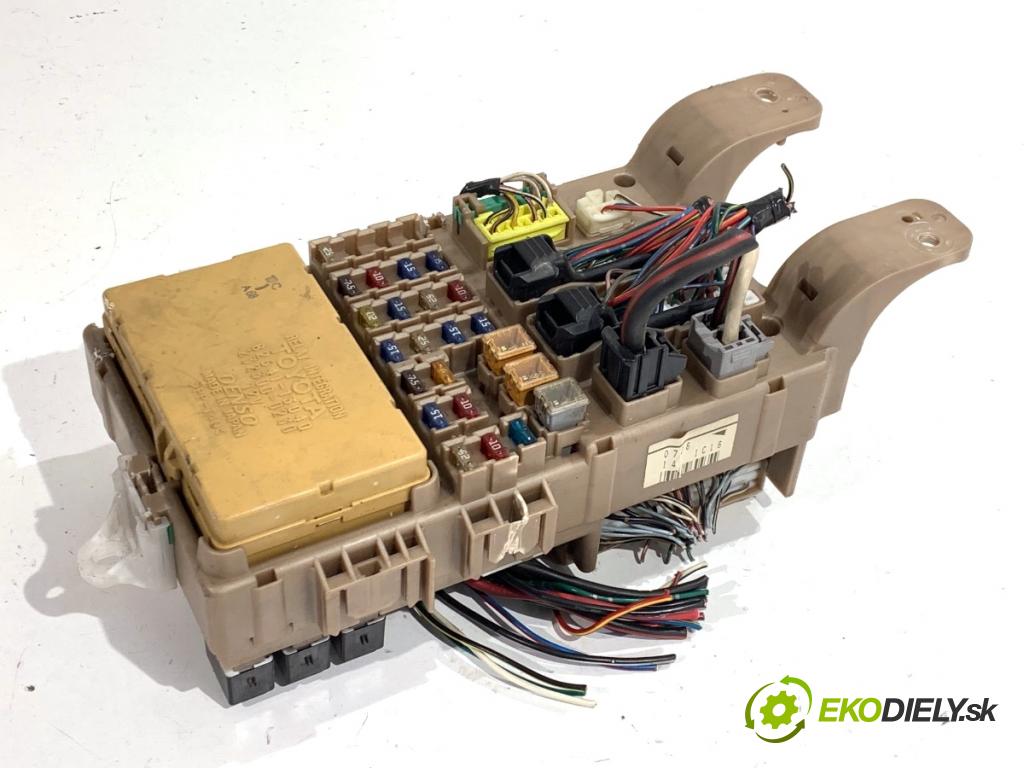 TOYOTA COROLLA E12 nadwozie wielkoprzestrzenne (MPV) 2002 66 kW 2.0 D-4D (CDE120_) 1995 modul BSI 83800-13150 (Pojistková skříňka)