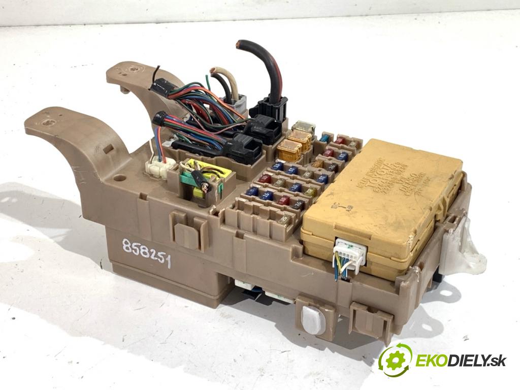 TOYOTA COROLLA E12 nadwozie wielkoprzestrzenne (MPV) 2002 66 kW 2.0 D-4D (CDE120_) 1995 modul BSI 83800-13150 (Pojistková skříňka)