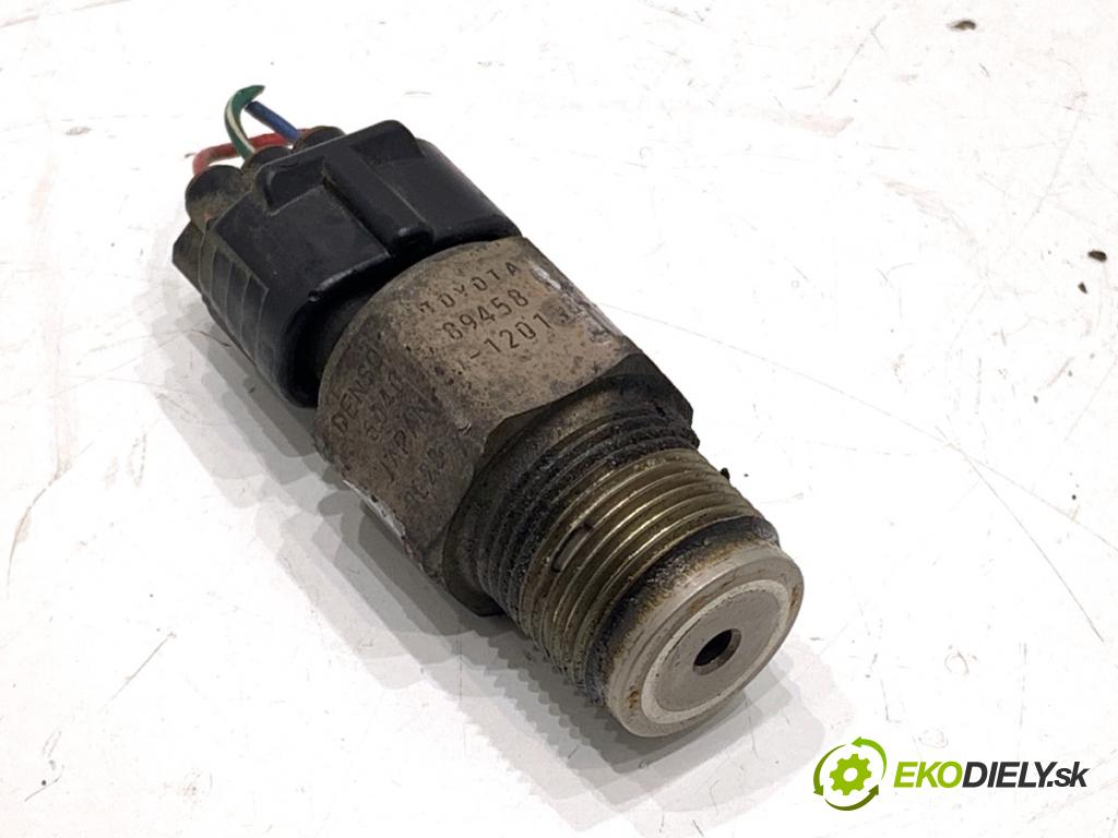 TOYOTA COROLLA E12 nadwozie wielkoprzestrzenne (MPV) 2002 66 kW 2.0 D-4D (CDE120_) 1995 Snímač tlaku paliva  (Snímač)