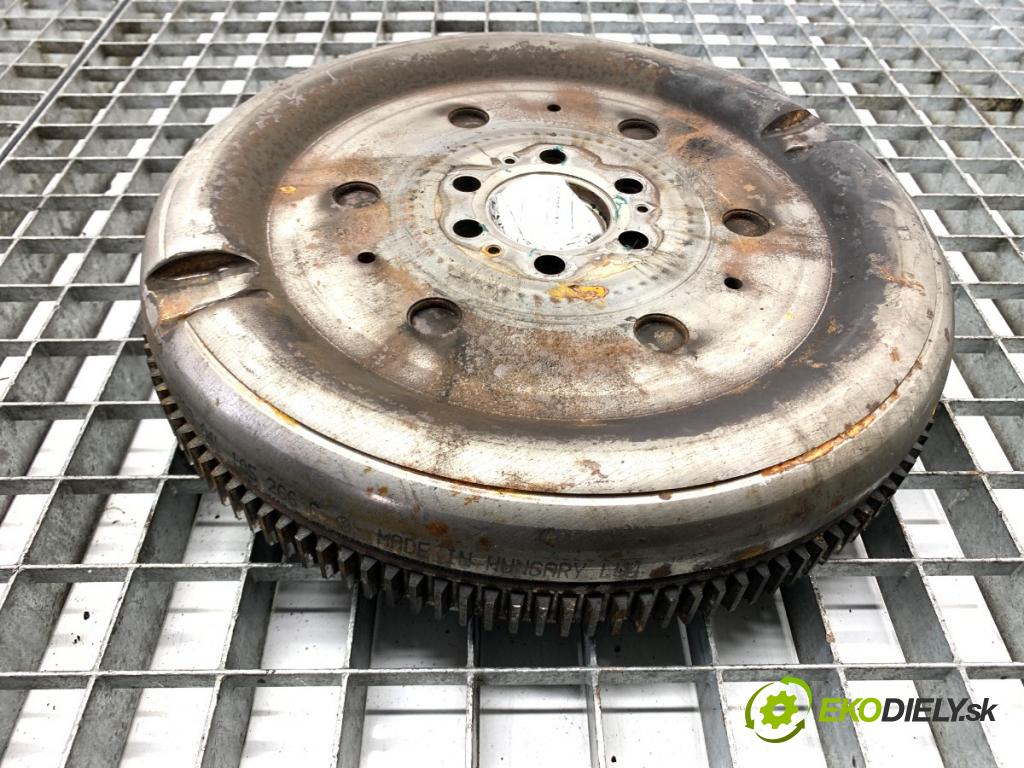 VW GOLF VII Kombi 2015 110 kW 2.0 TDI 1968 koleso dvojhmota 04L105266C