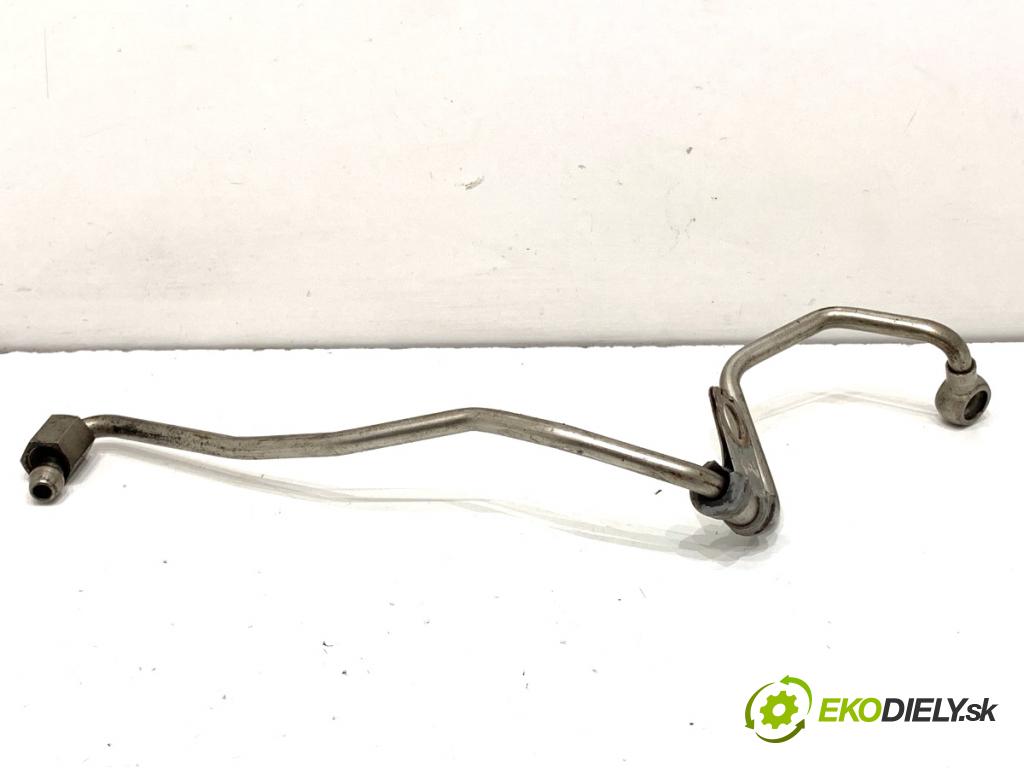 VW GOLF VII Kombi 2015 110 kW 2.0 TDI 1968 rúrka turba 04L145771H (Hadica turbodúchadla)