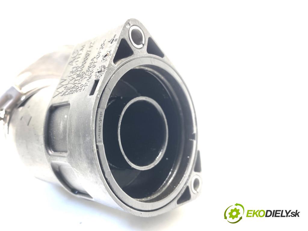 VW GOLF VII Kombi 2015 110 kW 2.0 TDI 1968 Rúra vzduchu 04L131111M