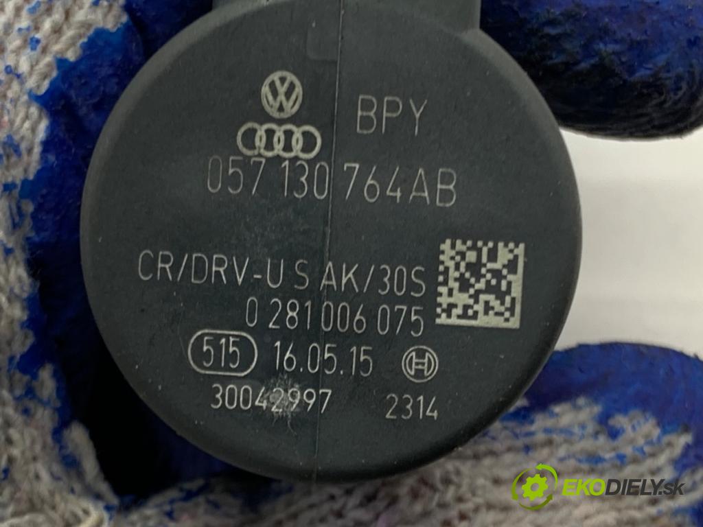 VW GOLF VII Kombi 2015 110 kW 2.0 TDI 1968 Regulátor tlaku paliva 057130764AB (Palivový systém ostatné)