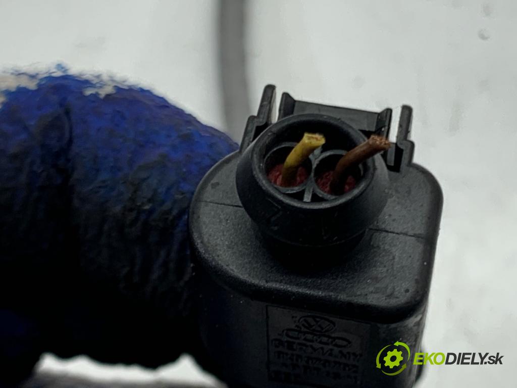 VW GOLF VII Kombi 2015 110 kW 2.0 TDI 1968 Snímač teploty spalín 04L906088BL (Snímač)