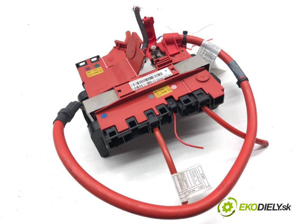 BMW F25 SUV 2013 190 kW xDrive 30 d 2993 rozdělovač PRĄDU 9206140 (Rozdělovač)