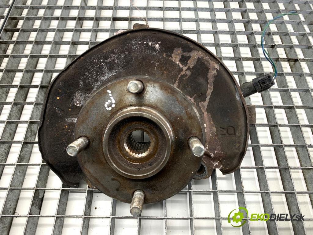 MITSUBISHI COLT VI liftback 2008 70 kW 1.3 1332 náboj pravy predný 