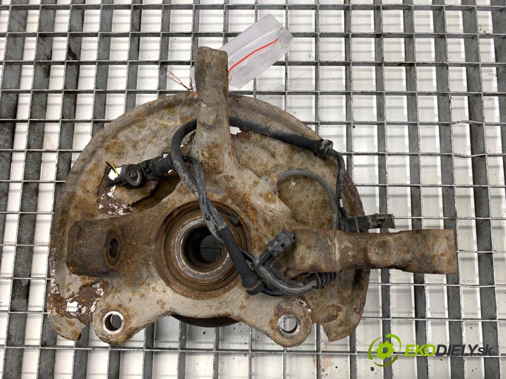 MITSUBISHI COLT VI liftback 2008 70 kW 1.3 1332 náboj ľavy predný