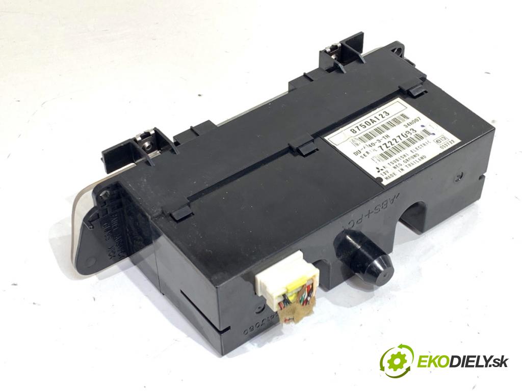 MITSUBISHI COLT VI liftback 2008 70 kW 1.3 1332 Displej 8750A123 (Přístrojová deska)