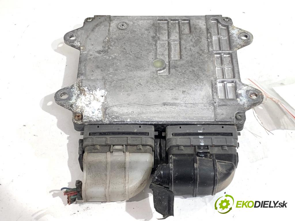 MITSUBISHI COLT VI liftback 2008 70 kW 1.3 1332 řídící jednotka motora  (Řídicí jednotka)