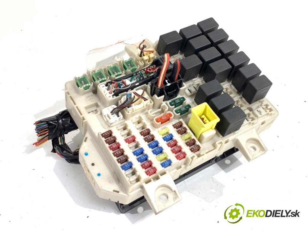 MITSUBISHI COLT VI liftback 2008 70 kW 1.3 1332 modul BSI MN108319 (Pojistková skříňka)