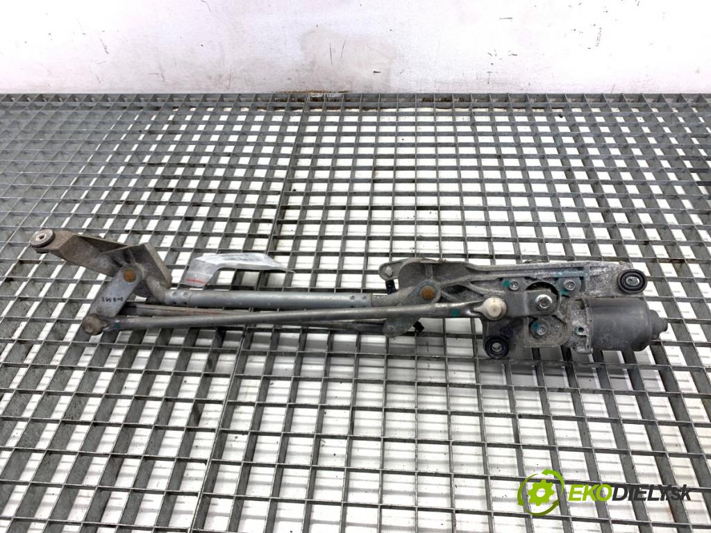 MITSUBISHI COLT VI liftback 2008 70 kW 1.3 1332 mechanismus stěračů přední část 8250A231 (Motorek stěračů přední)