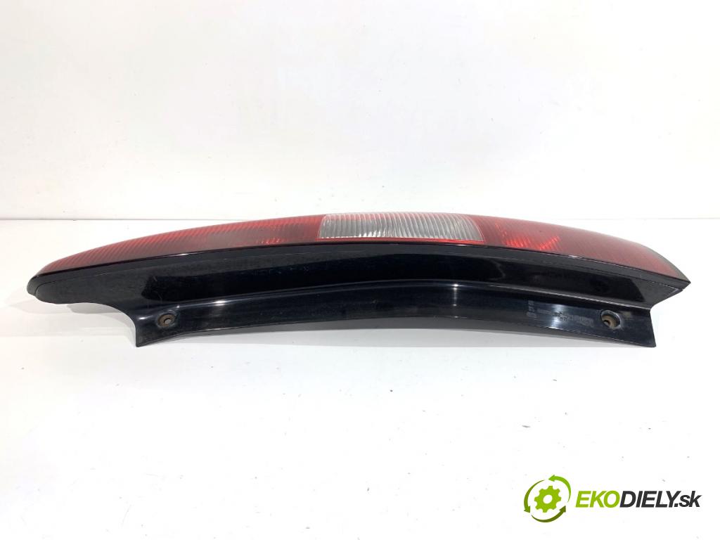 MITSUBISHI COLT VI liftback 2008 70 kW 1.3 1332 Svetlo pravy zad