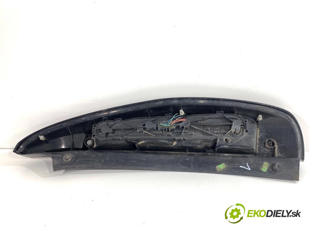 MITSUBISHI COLT VI liftback 2008 70 kW 1.3 1332 Svetlo ľavy zad