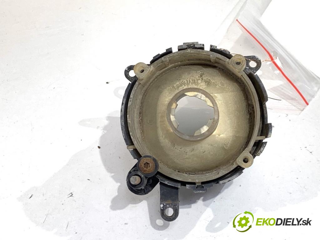 MITSUBISHI COLT VI liftback 2008 70 kW 1.3 1332 Hmlové svetlo, hmlovka ľavy predný MR957361