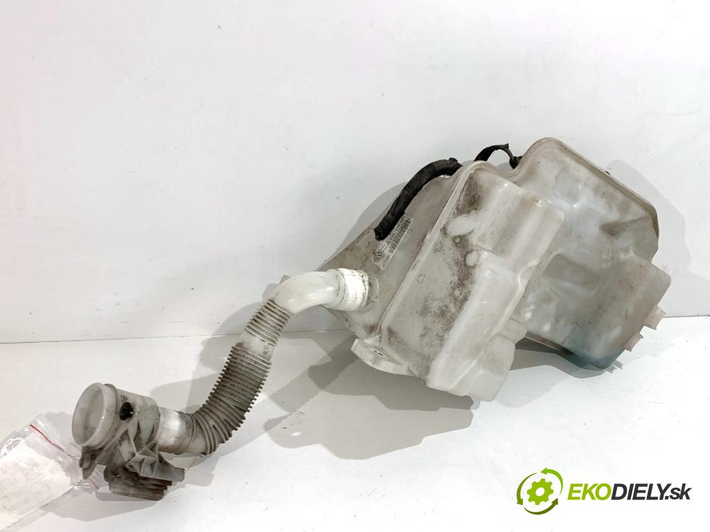 SKODA SUPERB III liftback 2018 110 kW 2.0 TDI 1968 Nádržka ostrekovačov 5Q0955449BE