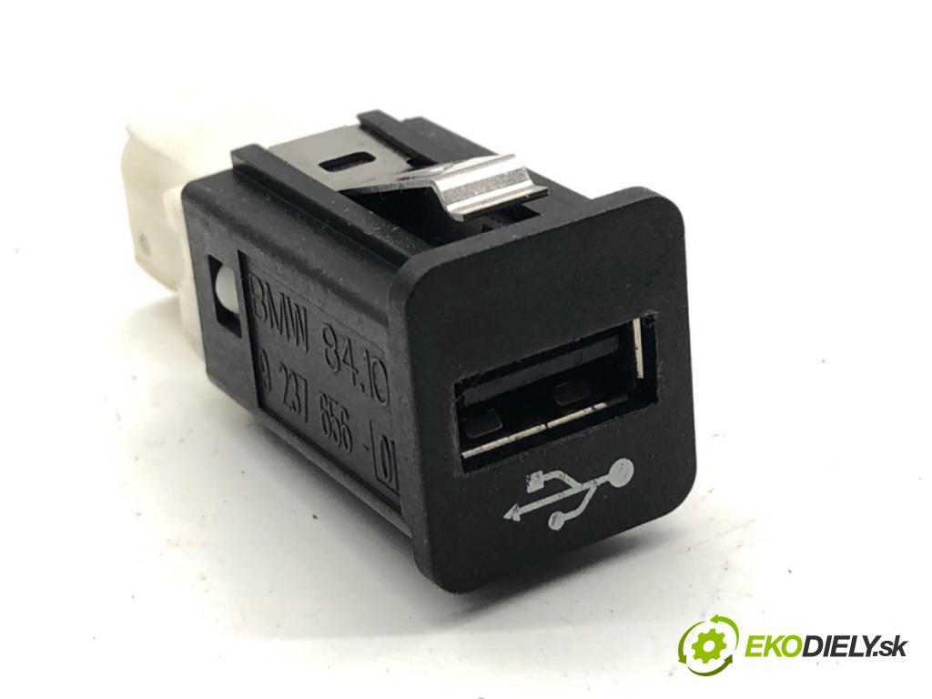 BMW F25 SUV 2013 190 kW xDrive 30 d 2993 HNÍZDO: USB 9237656