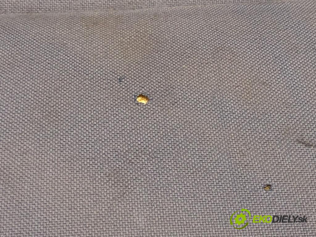 PEUGEOT PARTNER I Nadwozie pełne/minivan 2008 55 kW 1.6 HDi 75 1560 sedadlo levý přední část