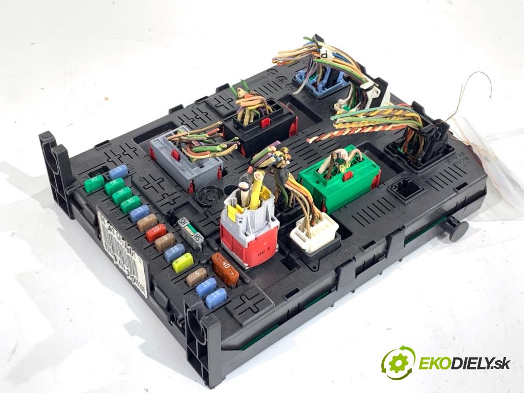 PEUGEOT PARTNER I Nadwozie pełne/minivan 2008 55 kW 1.6 HDi 75 1560 modul BSI 9664058980 (Pojistková skříňka)