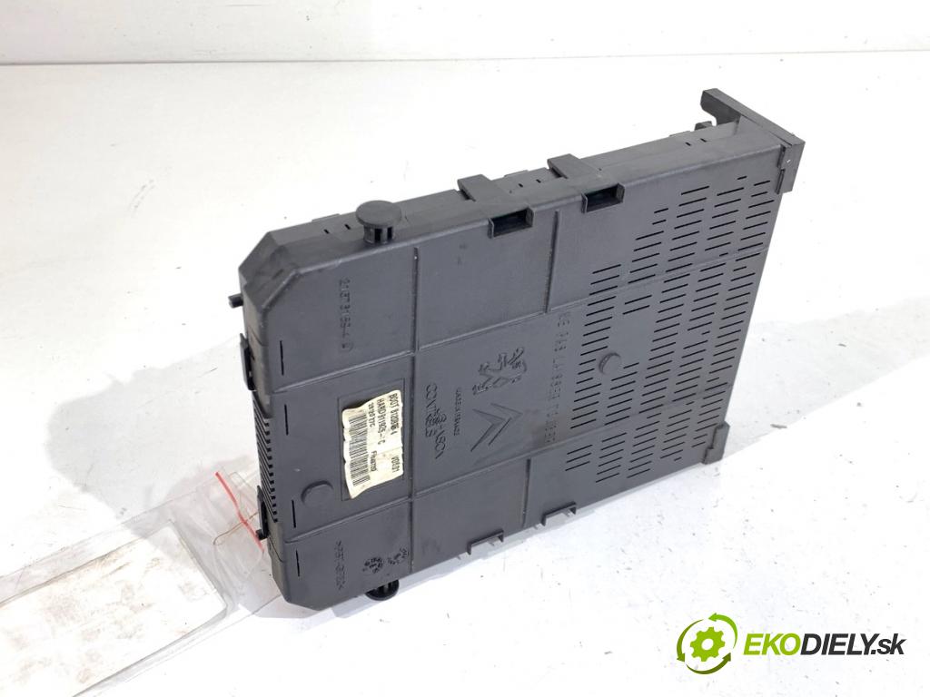 PEUGEOT PARTNER I Nadwozie pełne/minivan 2008 55 kW 1.6 HDi 75 1560 modul BSI 9664058980 (Pojistková skříňka)