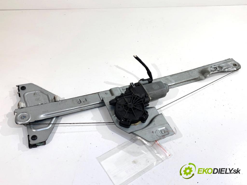 PEUGEOT PARTNER I Nadwozie pełne/minivan 2008 55 kW 1.6 HDi 75 1560 mechanismus okna pravý přední část 9680557880