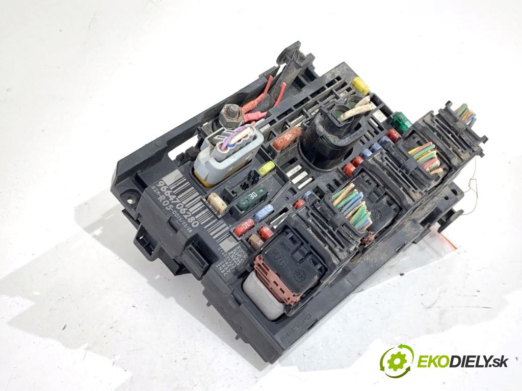 PEUGEOT PARTNER I Nadwozie pełne/minivan 2008 55 kW 1.6 HDi 75 1560 Modul BSM 9664706280 (Riadiaca jednotka ostatné)