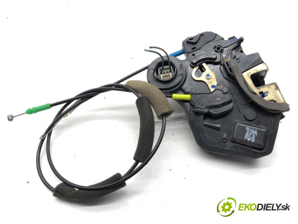 TOYOTA AVENSIS T25 liftback 2003 95 kW 1.8 (ZZT251_) 1794 zámok Dvere ľavy zad