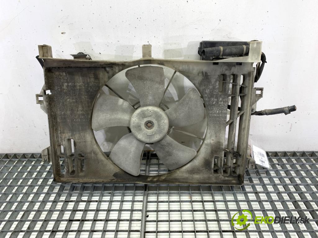 TOYOTA AVENSIS T25 liftback 2003 95 kW 1.8 (ZZT251_) 1794 ventilátor klimatizace  (Ventilátor chladiče klimatizace)