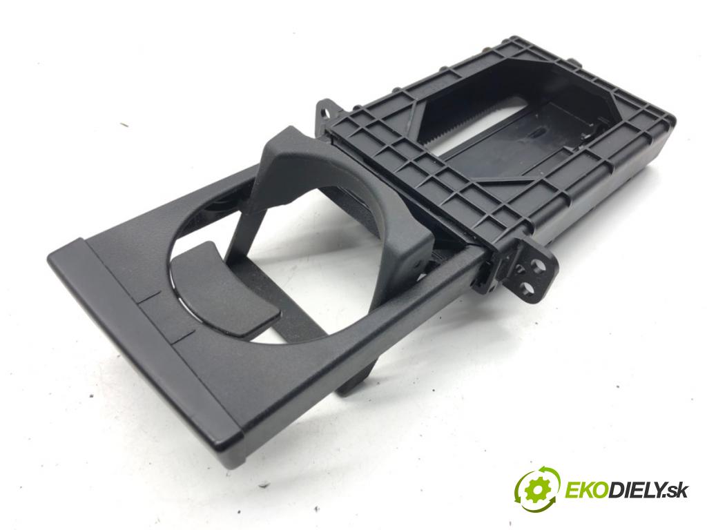 TOYOTA AVENSIS T25 liftback 2003 95 kW 1.8 (ZZT251_) 1794 Držiak na nápoje  (Držiak (úchyt) na nápoje)