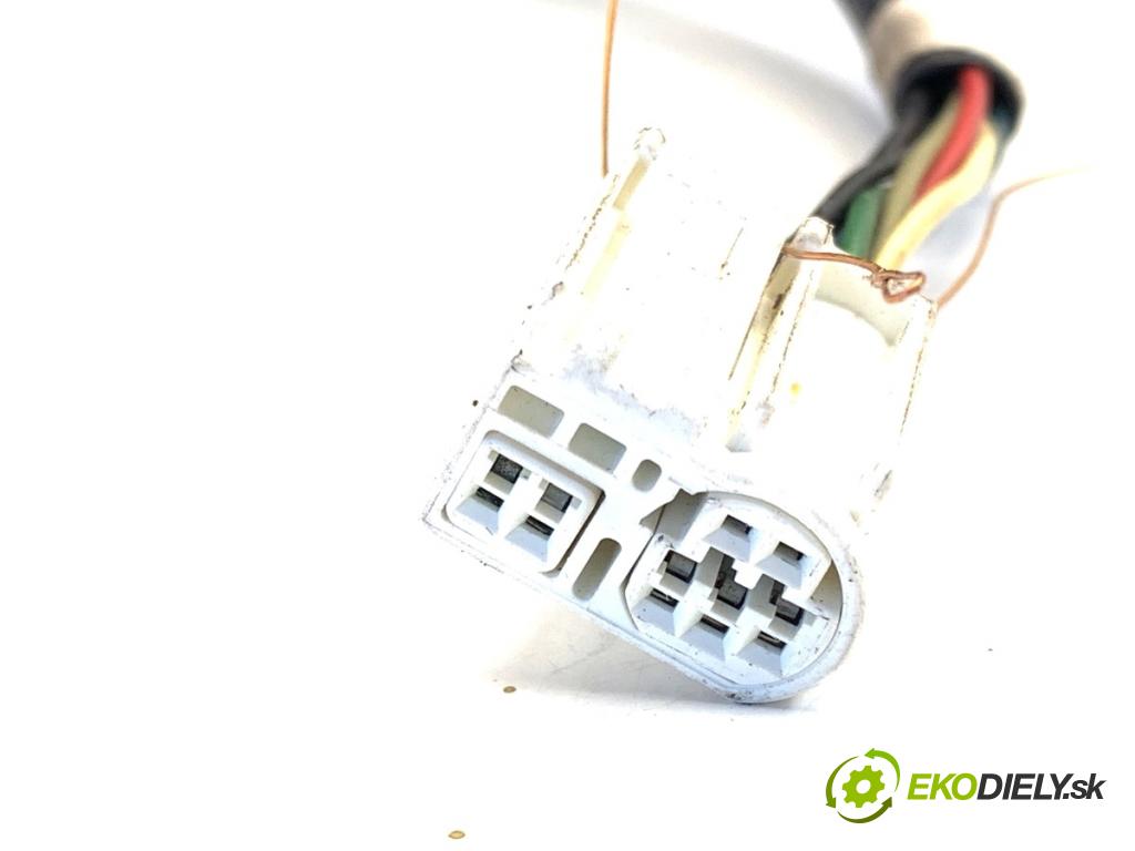 TOYOTA AVENSIS T25 liftback 2003 95 kW 1.8 (ZZT251_) 1794 Spätné zrkadlo ľavy