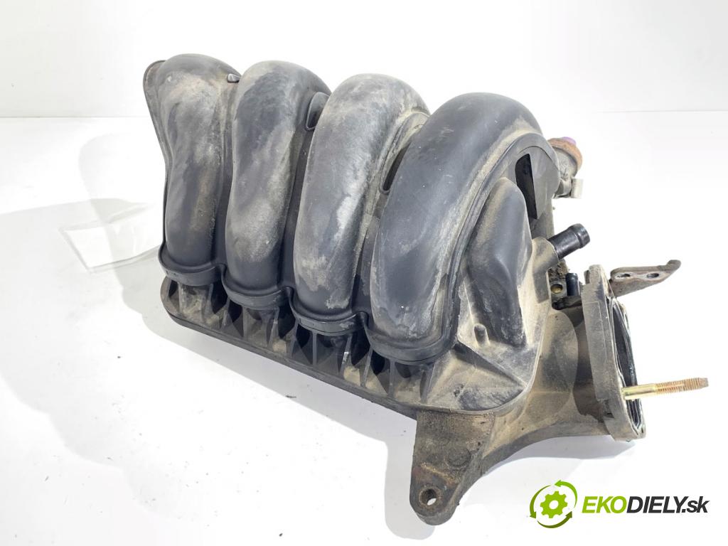 TOYOTA AVENSIS T25 liftback 2003 95 kW 1.8 (ZZT251_) 1794 Potrubie sacie, sanie  (Sacie potrubie)