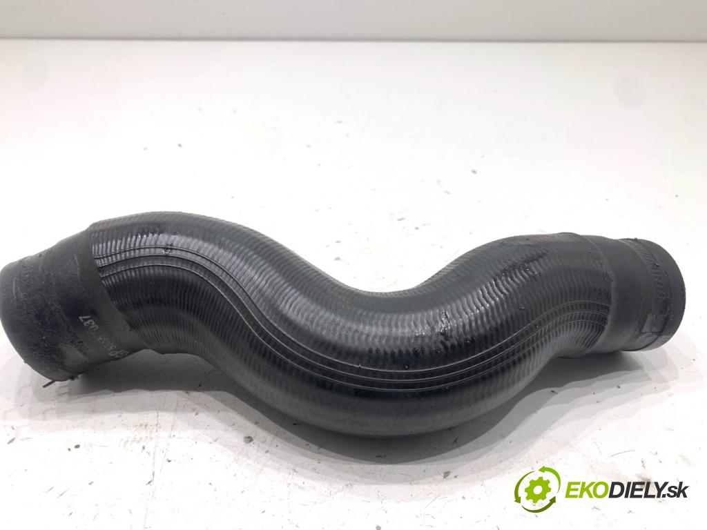 OPEL ASTRA H liftback 2007 88 kW 1.9 CDTI (L08) 1910 Rúra vzduchu 55557037