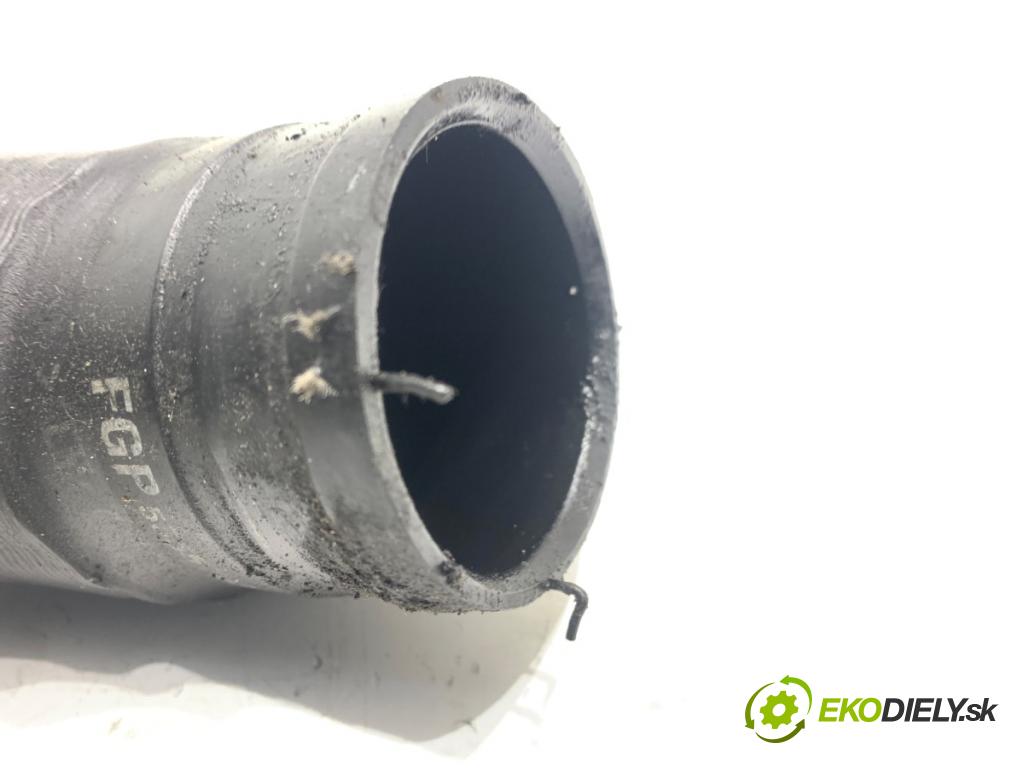 OPEL ASTRA H liftback 2007 88 kW 1.9 CDTI (L08) 1910 Rúra vzduchu 55557037