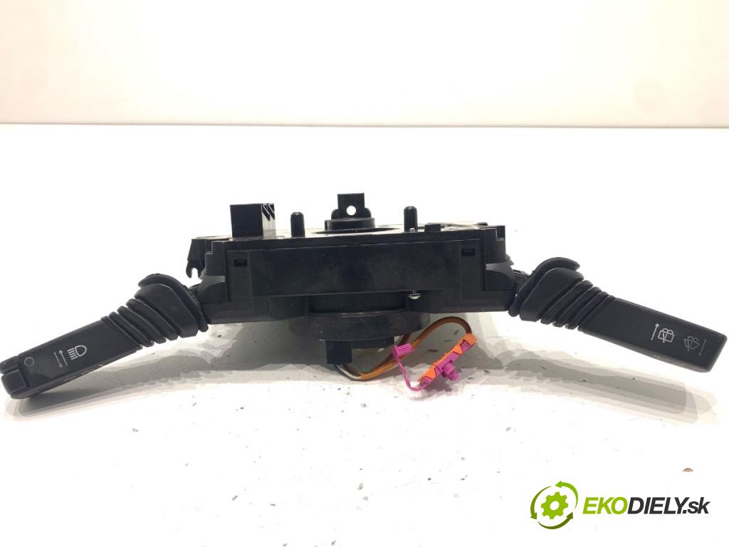 OPEL ASTRA H liftback 2007 88 kW 1.9 CDTI (L08) 1910 přepínač kombinovaný 13250221 (Páčky pod volantem)