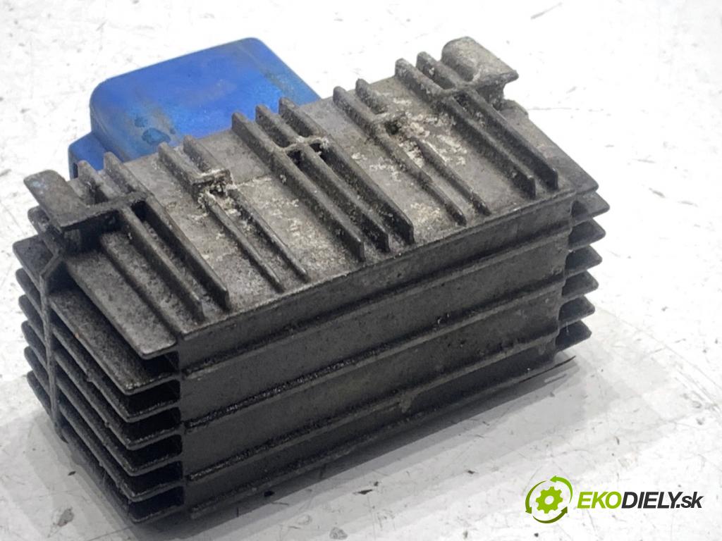 OPEL ASTRA H liftback 2007 88 kW 1.9 CDTI (L08) 1910 relé svíček žhavení 55353011 (Relé)