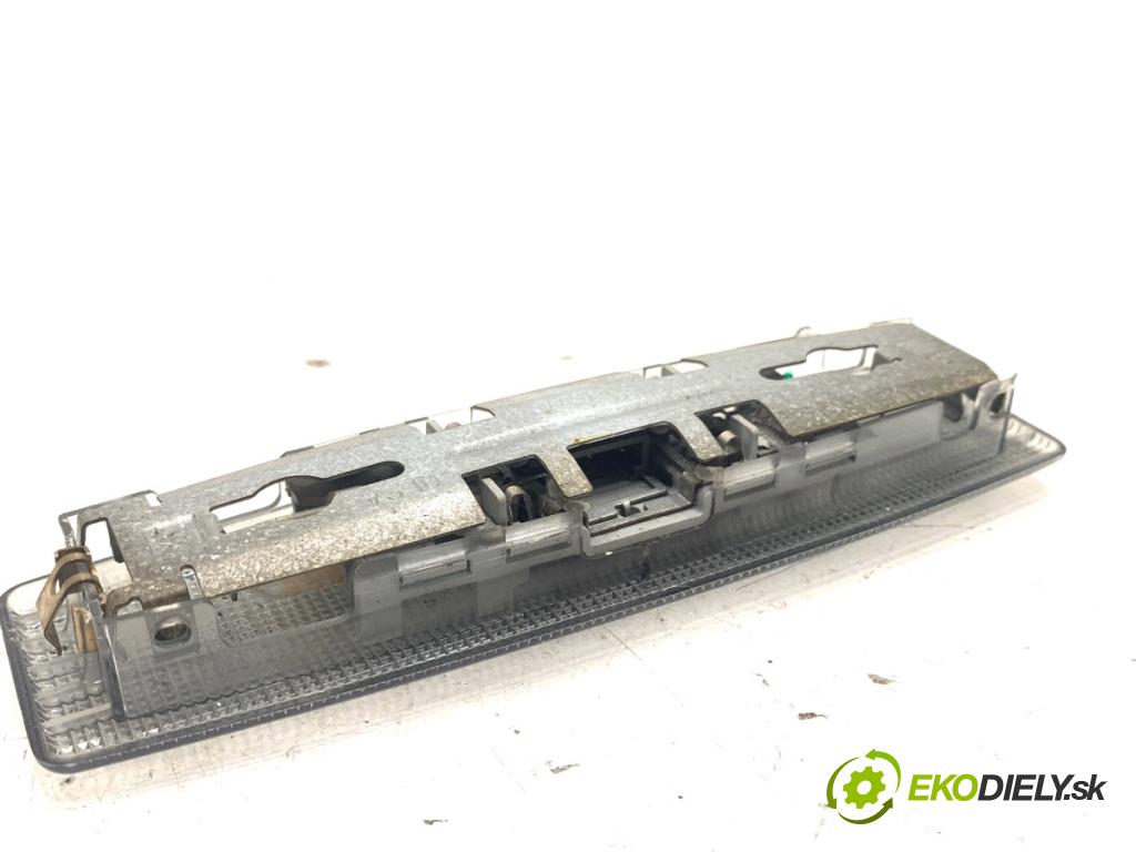 OPEL ASTRA H liftback 2007 88 kW 1.9 CDTI (L08) 1910 Svetlo stropné