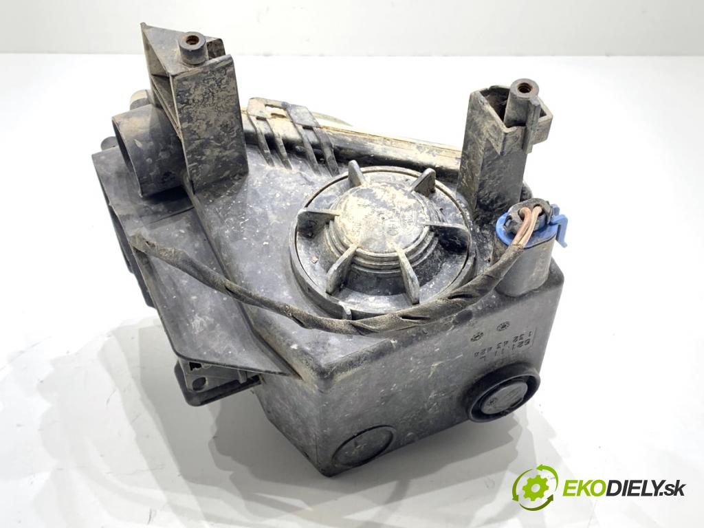 OPEL ASTRA H liftback 2007 88 kW 1.9 CDTI (L08) 1910 Hmlové svetlo, hmlovka ľavy predný 301392437