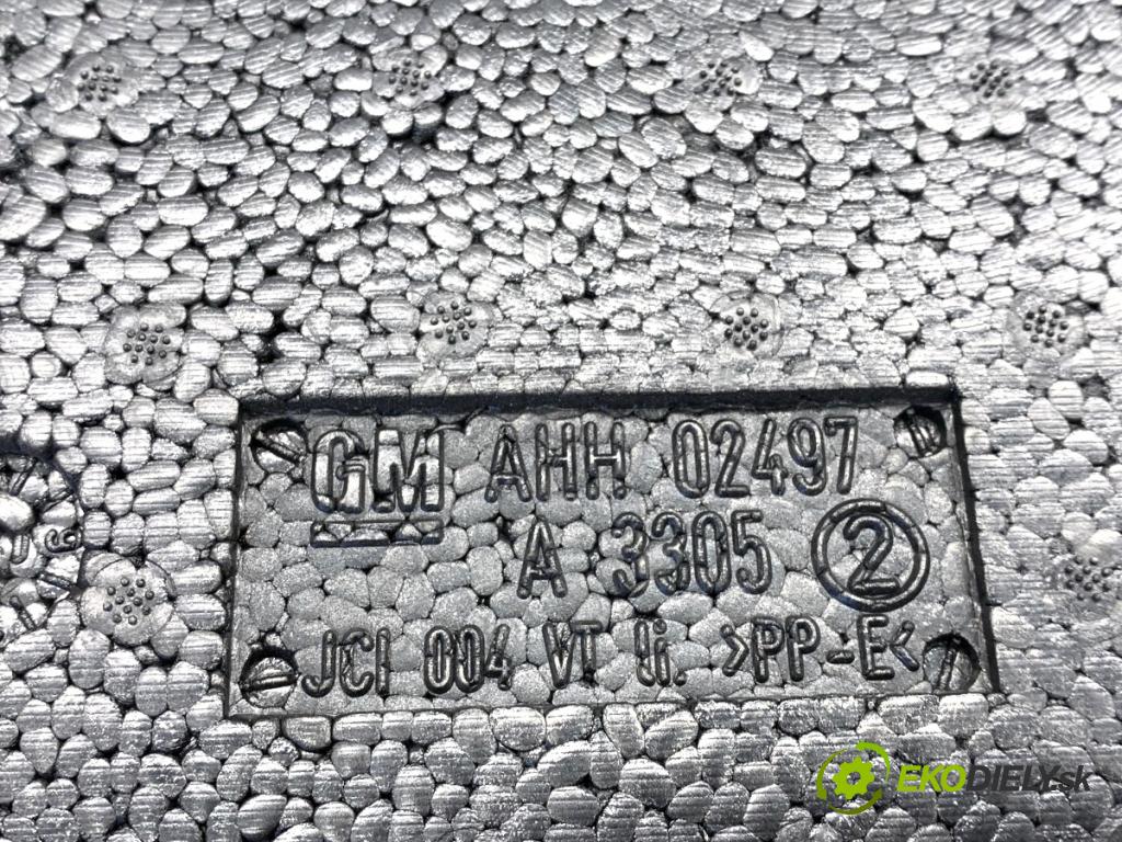 OPEL ASTRA H liftback 2007 88 kW 1.9 CDTI (L08) 1910 ča dveře levý přední část