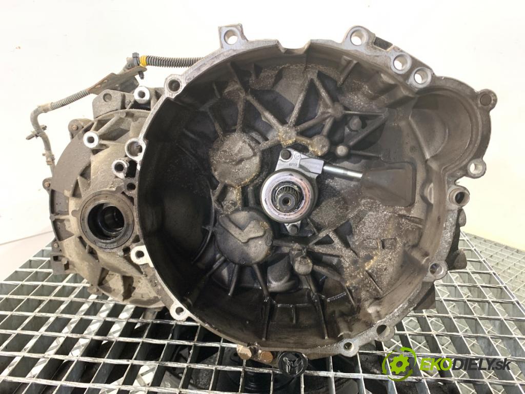 VOLVO V70 I Kombi 2003 121 kW 2.4 2435 převodovka 1023822 (Převodovka)