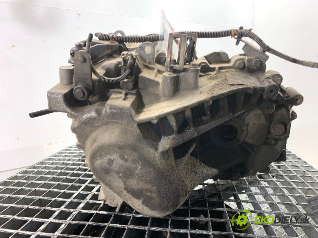 VOLVO V70 I Kombi 2003 121 kW 2.4 2435 převodovka 1023822 (Převodovka)