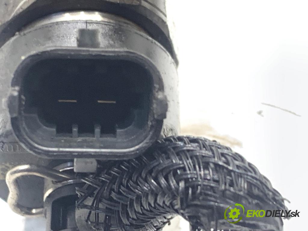 CITROEN C5 II Kombi 2004 80 kW 1.6 HDi (RE8HZB) 1560 vstřikovací ventily 0445110188