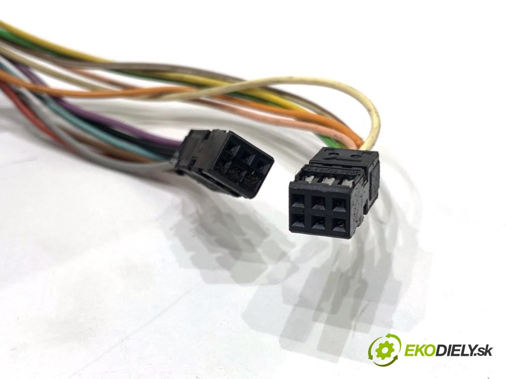 CITROEN C5 II Kombi 2004 80 kW 1.6 HDi (RE8HZB) 1560 zpětné zrcátko pravý