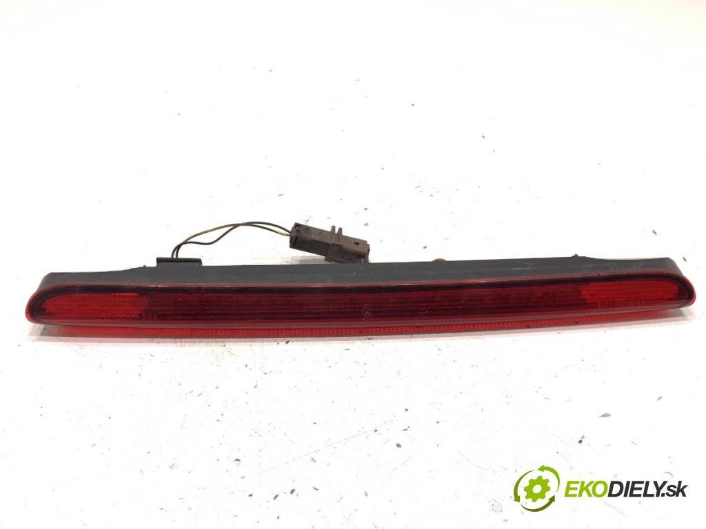 CITROEN C5 II Kombi 2004 80 kW 1.6 HDi (RE8HZB) 1560 světlo brzdových světel 