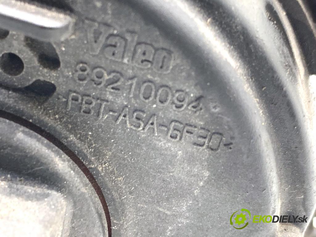 CITROEN C5 II Kombi 2004 80 kW 1.6 HDi (RE8HZB) 1560 hmlové svetlo, hmlovka levý přední část 89210094