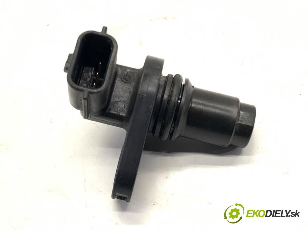 INFINITI Q50 sedan 2014 268 kW 50 Hybrid AWD 3498 Snímač pozície vačkového hriadeľa  (Snímač polohy kľukového hriadeľa)