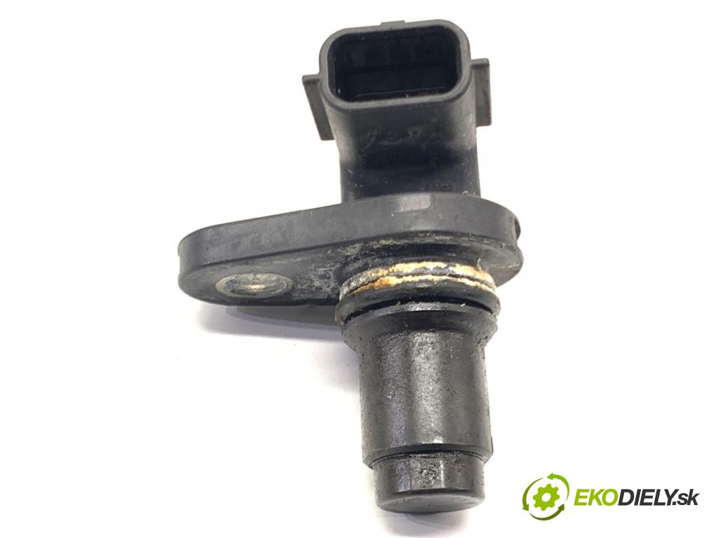 INFINITI Q50 sedan 2014 268 kW 50 Hybrid AWD 3498 Snímač pozície vačkového hriadeľa  (Snímač polohy kľukového hriadeľa)