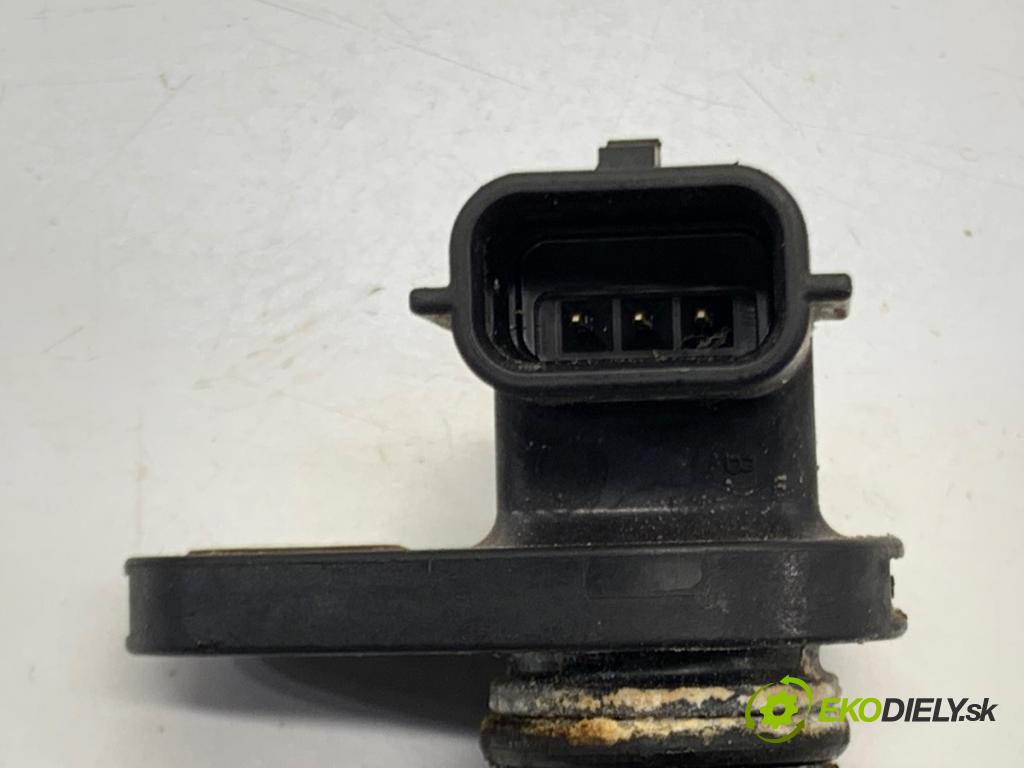 INFINITI Q50 sedan 2014 268 kW 50 Hybrid AWD 3498 Snímač pozície vačkového hriadeľa  (Snímač polohy kľukového hriadeľa)